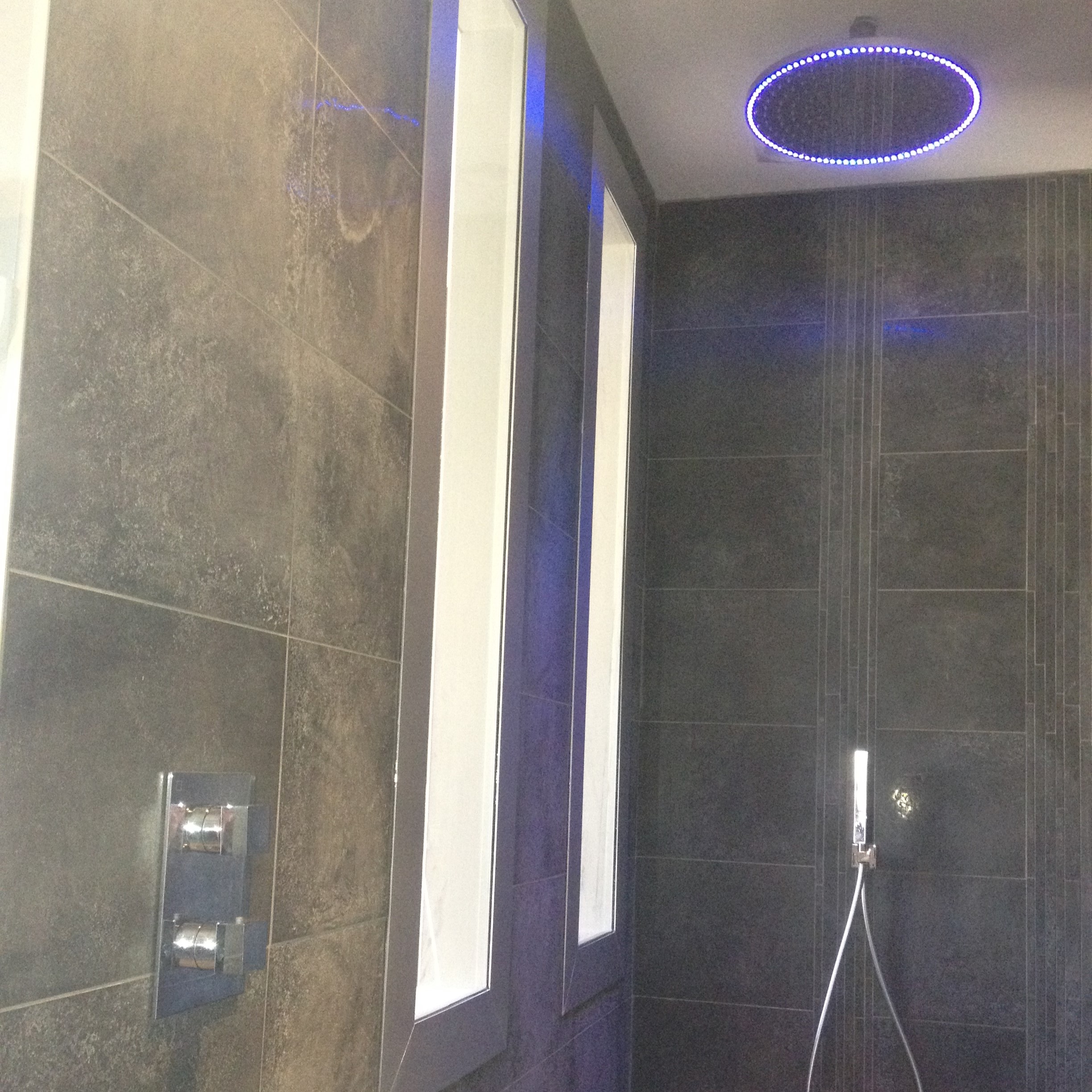 Douche à l'italienne LED